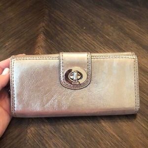 Champagne coach wallet
